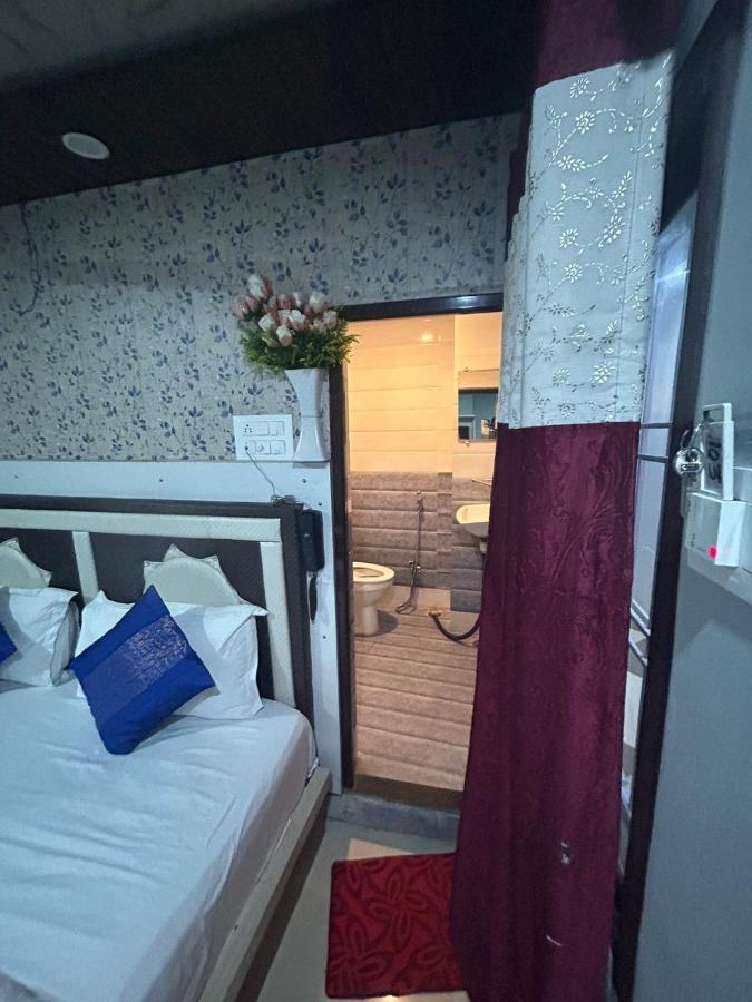 Hotel Ankit Near Assi Ghat Varanasi Luaran gambar