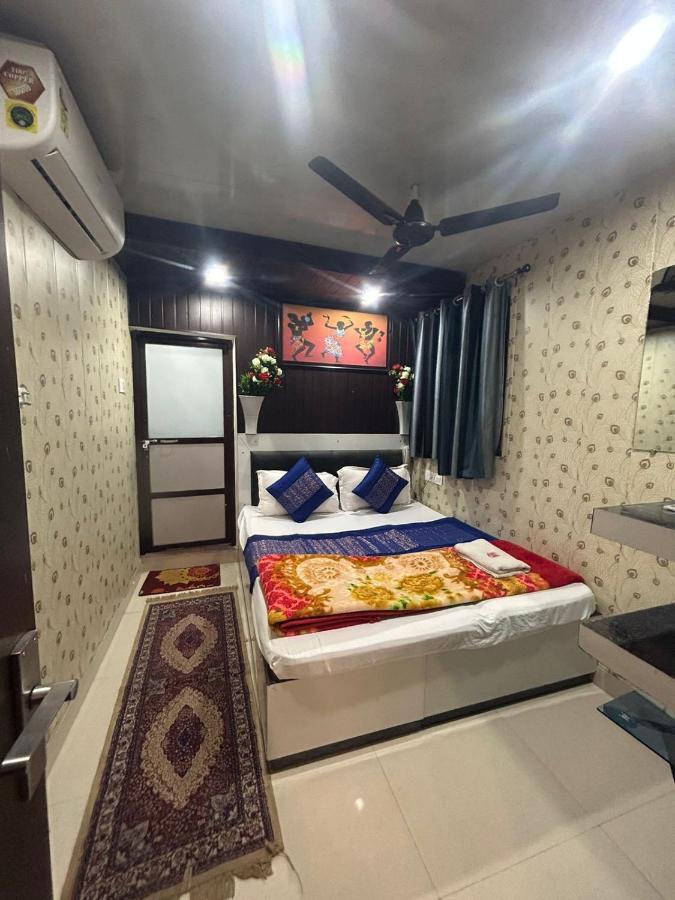 Hotel Ankit Near Assi Ghat Varanasi Luaran gambar