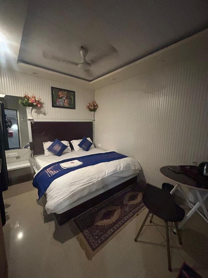 Hotel Ankit Near Assi Ghat Varanasi Luaran gambar